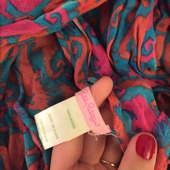 lilly pulitzer seahorse print infinity scarf - Picture 4 of 6